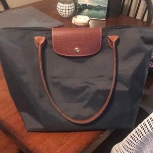 Longchamp large le pliage tote HEAVILY USED